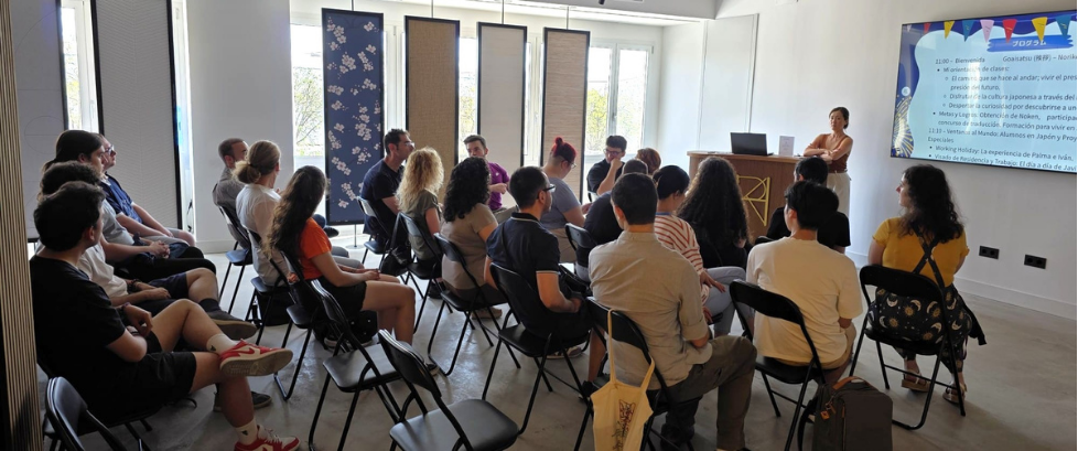 Alumnos en presentación y eventos de cultura japonesa AEJ